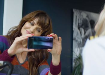 ชมวีดีโอโปรโมท Huawei P20 Pro แสดงให้เห็นช่างภาพมืออาชีพ นำไปใช้ถ่ายภาพอย่างไรบ้าง