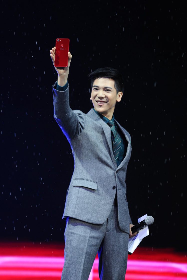 OPPO F7 เปิดตัวในไทยทางการ มาพร้อม AI Beauty 2.0 กล้องหน้า 25MP ในราคาเพียง 10,990