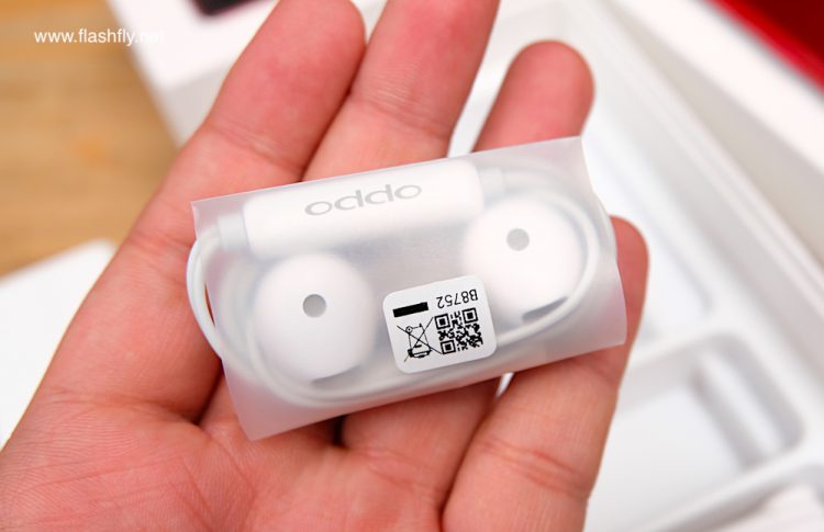 รีวิวแกะกล่องสัมผัสแรก OPPO F7 สีแดงสุดฮอต มาพร้อมกล้องเซลฟี่ 25MP พร้อม AI Beauty 2.0 ดีไซน์ใหม่หมดหน้าจอ Super Full Screen