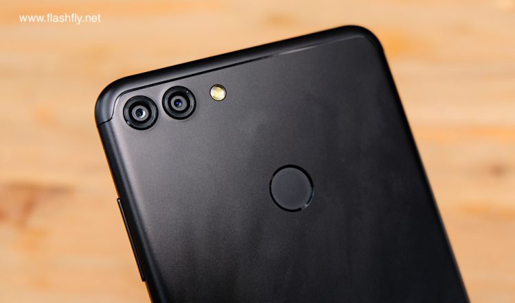 รีวิว HUAWEI Y9 2018 สมาร์ทโฟนกล้อง 4 ตัวแบต 4000mAh หน้าจอ Full HD+ เพียง 6,990 บาท