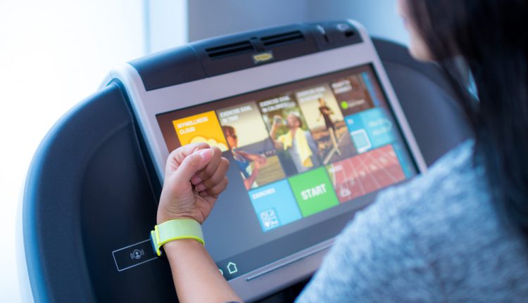 ลองของจริง!! ทดสอบใช้งาน GymKit เชื่อมต่อข้อมูล Apple Watch กับเครื่องออกกำลังกาย ได้แล้ววันนี้ที่ Jetts 24 Hour Fitness แห่งแรกในเอเชียตะวันออกเฉียงใต้