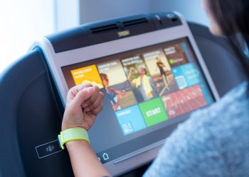 OPPO F7 แรง!! ยอดขายวันแรกพุ่ง 3 เท่า พร้อมทุ่มงบกว่า 300 ล้านบาทเพื่อมอบบริการที่ดีที่สุด