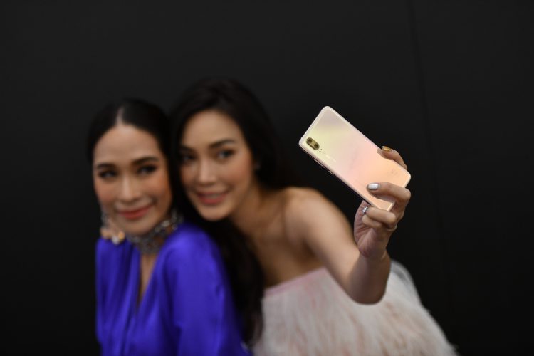 สิ้นสุดการรอคอย!! HUAWEI P20 และ HUAWEI P20 Pro สุดยอดสมาร์ทโฟนแห่งการถ่ายภาพ วางจำหน่ายในไทยทางการแล้ววันนี้
