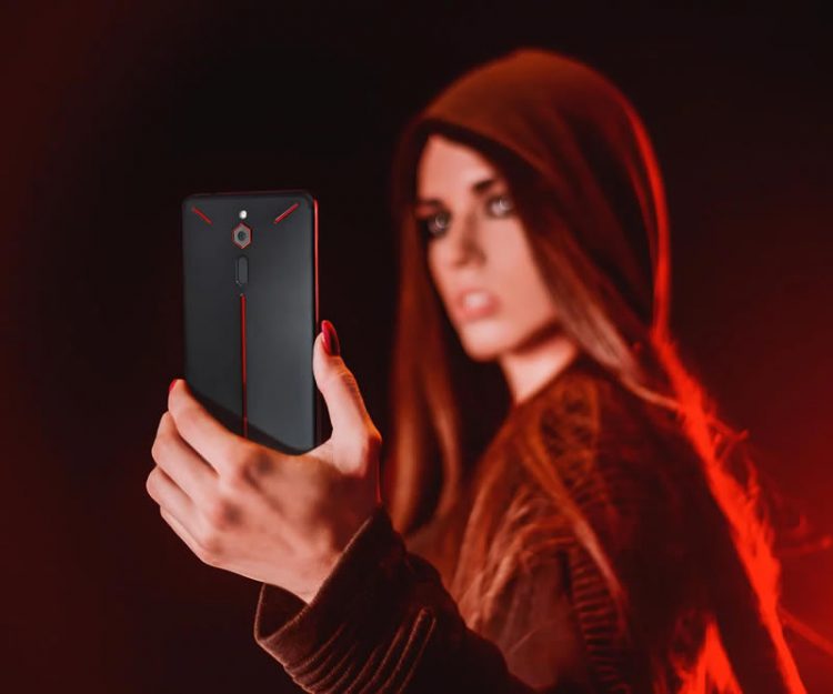 เปิดตัวแล้ว!! Red Magic เกมมิ่งสมาร์ทโฟนจาก Nubia ใช้ชิป Snapdragon 835 แรม 8GB ราคาน่าสนใจ