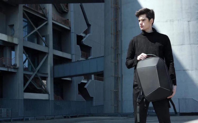 Xiaomi วางจำหน่ายกระเป๋า Mi Geek Shoulder Bag สำหรับแล็ปท็อป ราคาราว 1,990 บาท