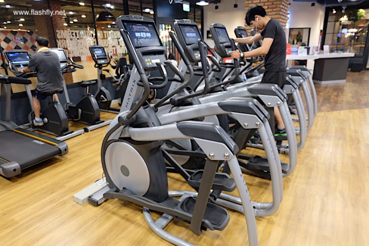 ลองของจริง!! ทดสอบใช้งาน GymKit เชื่อมต่อข้อมูล Apple Watch กับเครื่องออกกำลังกาย ได้แล้ววันนี้ที่ Jetts 24 Hour Fitness แห่งแรกในเอเชียตะวันออกเฉียงใต้