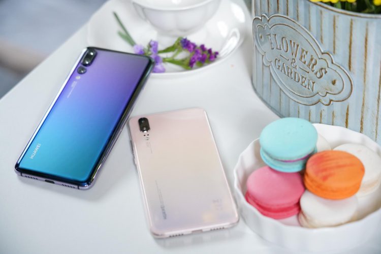 HUAWEI P20 และ HUAWEI P20 Pro สมาร์ทโฟนเพื่อการถ่ายภาพที่ดีที่สุดโดย DxOMark ราคาเริ่มต้น 19,990 บาท จัดเต็ม! ของขวัญสุดพิเศษสำหรับลูกค้าที่จองระหว่างวันที่ 6-16 เมษายนนี้