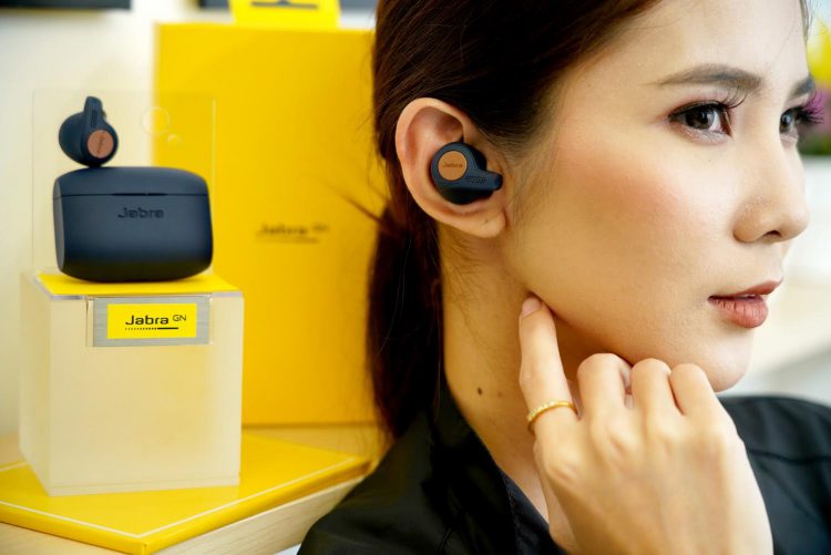 RTB สุดสตรอง!! รายได้ปี 2560 พุ่ง 48% ส่งหูฟังบลูทูธ Jabra ระดับเรือธง 3 รุ่นใหม่ลุยตลาดต่อเนื่อง