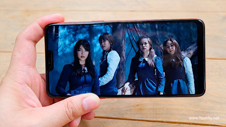 OPPO F7 ไม่ได้มีดีแค่เซลฟี่ จอใหญ่ 6.23 นิ้ว Super Full Screen แบบ FHD+ ดูหนังเต็มตา เล่นเกมไม่มีสะดุด แค่ 10,990 บาท