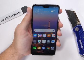 จะรอดมั้ย!! Huawei P20 Pro ถูกทดสอบความแข็งแกร่ง ด้วยการขีดข่วนจากใบมีด ลนไฟ และจับงอเครื่อง