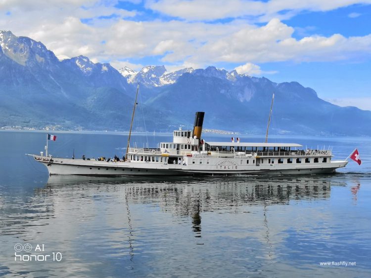 รีวิว Honor 10 สุดยอดแฟลกชิป กล้องคู่ 24MP พร้อม AI  อัจฉริยะ ดีไซน์กระจก Aurora สุดงาม ความจุ 128GB ราคาสุดคุ้ม