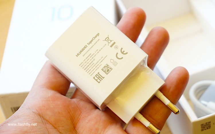 รีวิว Honor 10 สุดยอดแฟลกชิป กล้องคู่ 24MP พร้อม AI  อัจฉริยะ ดีไซน์กระจก Aurora สุดงาม ความจุ 128GB ราคาสุดคุ้ม