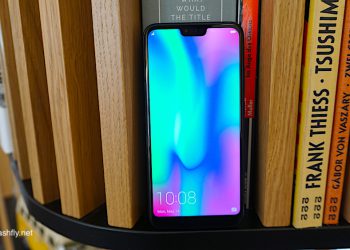 รีวิว Honor 10 สุดยอดแฟลกชิป กล้องคู่ 24MP พร้อม AI  อัจฉริยะ ดีไซน์กระจก Aurora สุดงาม ความจุ 128GB ราคาสุดคุ้ม