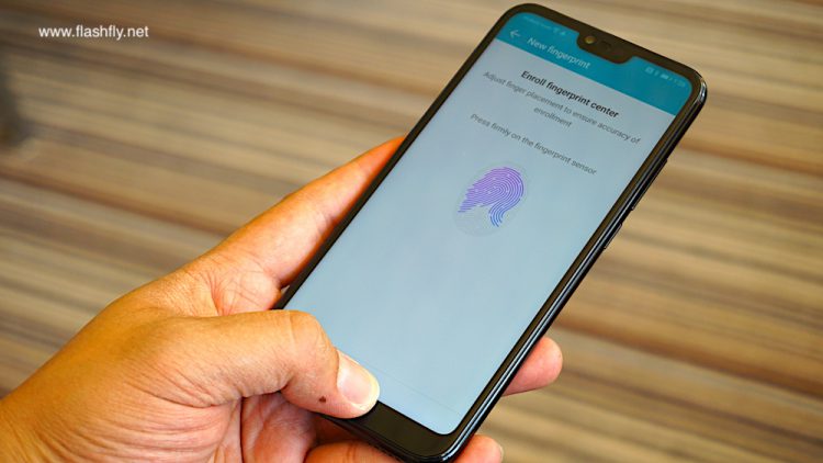 รีวิว Honor 10 สุดยอดแฟลกชิป กล้องคู่ 24MP พร้อม AI  อัจฉริยะ ดีไซน์กระจก Aurora สุดงาม ความจุ 128GB ราคาสุดคุ้ม