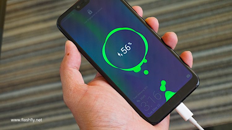 รีวิว Honor 10 สุดยอดแฟลกชิป กล้องคู่ 24MP พร้อม AI  อัจฉริยะ ดีไซน์กระจก Aurora สุดงาม ความจุ 128GB ราคาสุดคุ้ม