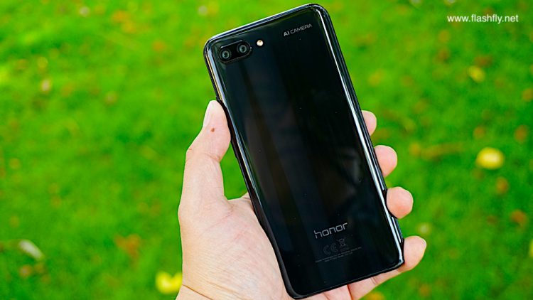 รีวิว Honor 10 สุดยอดแฟลกชิป กล้องคู่ 24MP พร้อม AI  อัจฉริยะ ดีไซน์กระจก Aurora สุดงาม ความจุ 128GB ราคาสุดคุ้ม