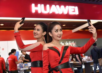 HUAWEI nova3e สมาร์ทโฟนเพื่อการถ่ายภาพเซลฟี่สวยเป็นธรรมชาติ  พร้อมขายแล้วในงาน Thailand Mobile Expo และร้านตัวแทนจำหน่ายทั่วประเทศ