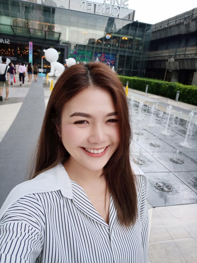 รีวิวใช้งานกล้องหน้า 25 ล้านพิกเซล AI Beauty 2.0 ของ OPPO F7 จะสุดยอดขนาดไหน