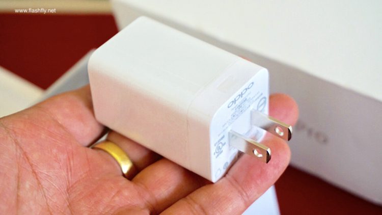 รีวิว OPPO R15 Pro สมาร์ทโฟนที่ดีที่สุดของ OPPO ดีไซน์สุดงาม จอใหญ่สะใจ สเปกเกมเมอร์ พร้อมกล้องคู่ AI อัจฉริยะและเทคโนโลยีชาร์จเร็ว VOOC Flash Charge