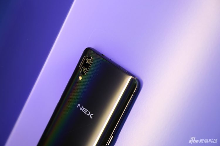 เปรียบเทียบ Xiaomi Mi 8 SE vs Vivo NEX A ทั้งคู่มากับชิป Snapdragon 710