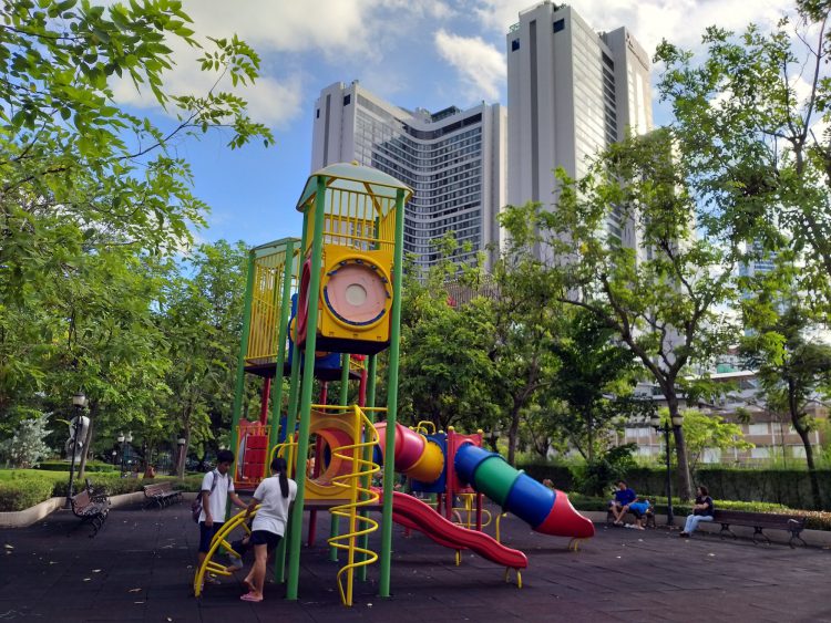 รีวิว Samsung Galaxy A8 Star จอใหญ่สะใจ 6.3 นิ้วสเปกเกมเมอร์ กล้องเลนส์คู่อัจฉริยะ F1.7 ราคา 17,990 บาท