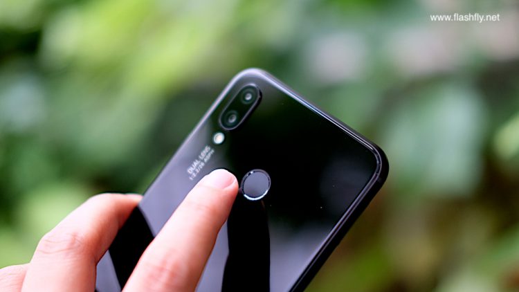 รีวิว Huawei Nova 3i สมาร์ทโฟน 4 กล้อง สมองกล AI รุ่นแรกในโลก ดีไซน์พรีเมี่ยม ความจุ 128GB ราคาไม่ถึงหมื่นบาท