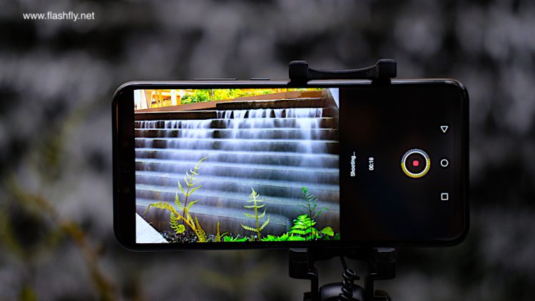 รีวิว Huawei Nova 3i สมาร์ทโฟน 4 กล้อง สมองกล AI รุ่นแรกในโลก ดีไซน์พรีเมี่ยม ความจุ 128GB ราคาไม่ถึงหมื่นบาท