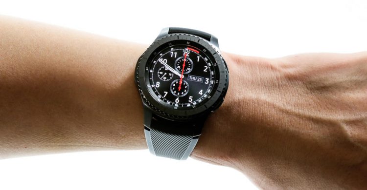 Samsung Galaxy Watch ผ่านการรับรองของ FCC แล้ว อาจเปิดตัวพร้อม Galaxy Note 9 ในเดือนหน้า