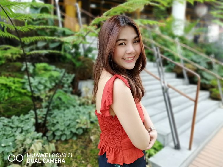 รีวิว Huawei Nova 3i สมาร์ทโฟน 4 กล้อง สมองกล AI รุ่นแรกในโลก ดีไซน์พรีเมี่ยม ความจุ 128GB ราคาไม่ถึงหมื่นบาท