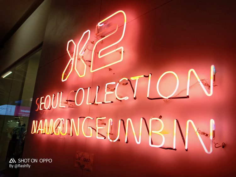 พรีวิว OPPO F9 หน้าจอดีไซน์หยดน้ำ ฝาหลังไล่เฉดสีกลีบดอกไม้ รองรับ VOOC Flash Charge ในราคาเพียง 10,990 บาท