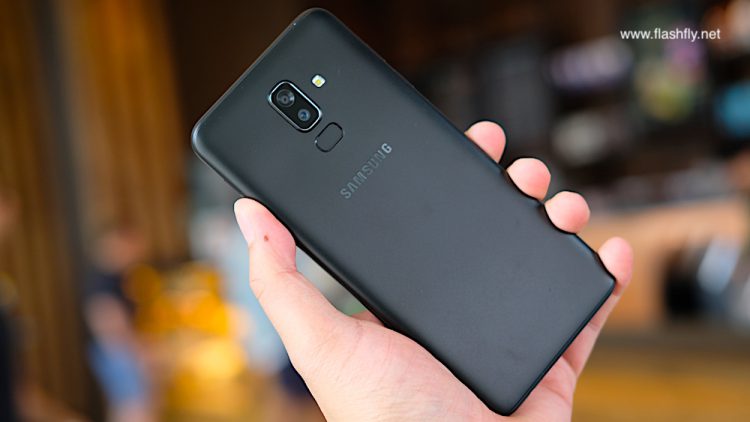 รีวิว Samsung Galaxy J8 x BNK48 ไอดอลสมาร์ทโฟน จอใหญ่ ภาพสวย เสียงดี เซลฟี่จัดเต็มราคา 9,490 บาท