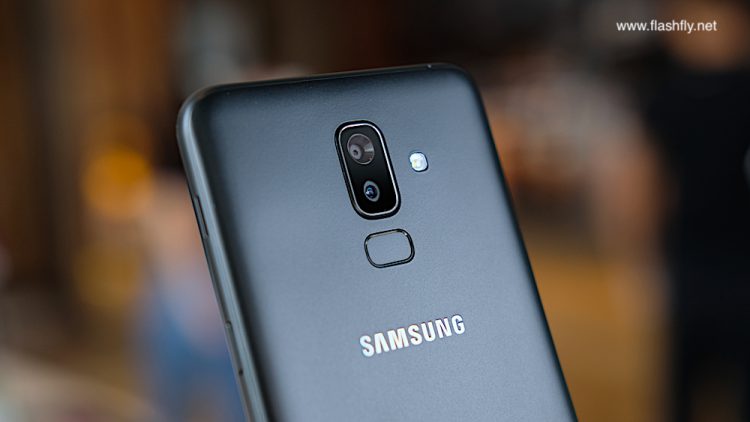 รีวิว Samsung Galaxy J8 x BNK48 ไอดอลสมาร์ทโฟน จอใหญ่ ภาพสวย เสียงดี เซลฟี่จัดเต็มราคา 9,490 บาท