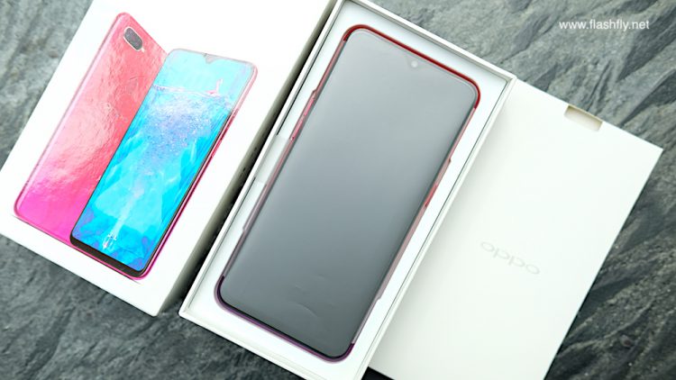 แกะกล่อง OPPO F9  มาพร้อม VOOC Flash Charge ในราคา 10,990 บาท แถม Smart Bag บัตร VIP CARD ประกันจอแตก 1 ปีเต็ม