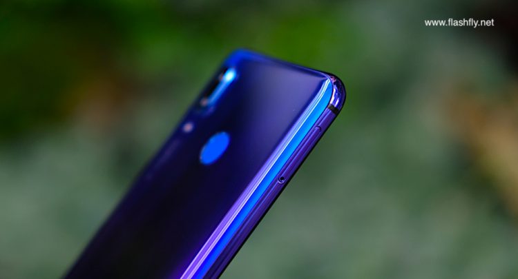รีวิว Huawei Nova 3 สมาร์ทโฟน 4 กล้องสมองกล AI สเปกเรือธง ดีไซน์สุดหรู ความจุ 128GB ในราคาเบาๆ