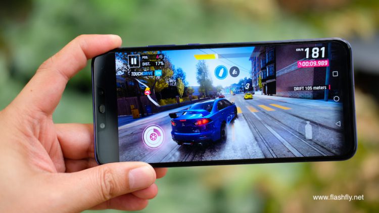 รีวิว Huawei Nova 3 สมาร์ทโฟน 4 กล้องสมองกล AI สเปกเรือธง ดีไซน์สุดหรู ความจุ 128GB ในราคาเบาๆ