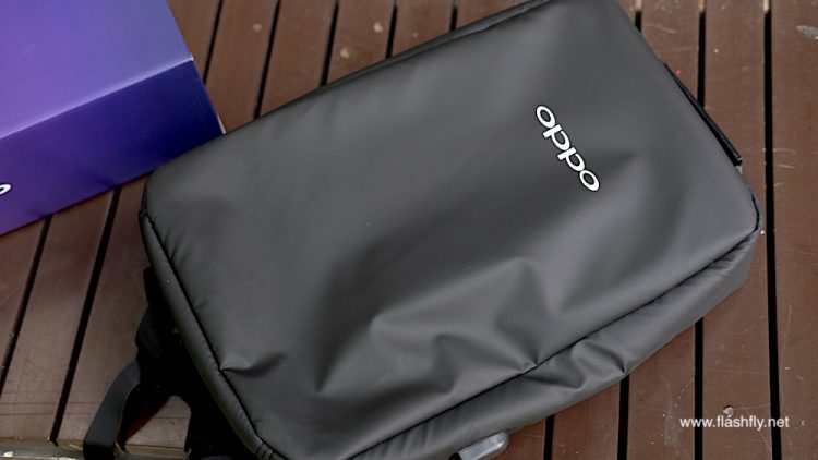 แกะกล่อง OPPO F9  มาพร้อม VOOC Flash Charge ในราคา 10,990 บาท แถม Smart Bag บัตร VIP CARD ประกันจอแตก 1 ปีเต็ม