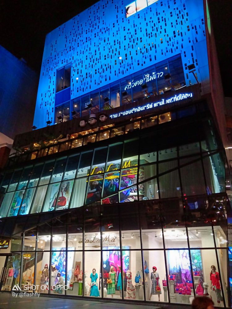 รีวิว OPPO F9 ฉบับจัดเต็ม ดีไซน์สุดงาม รองรับ VOOC Flash Charge ชาร์จ 5 นาทีคุยได้ 2 ชั่วโมง