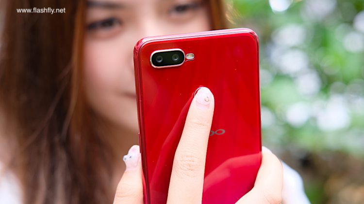 รีวิว OPPO F9 ฉบับจัดเต็ม ดีไซน์สุดงาม รองรับ VOOC Flash Charge ชาร์จ 5 นาทีคุยได้ 2 ชั่วโมง