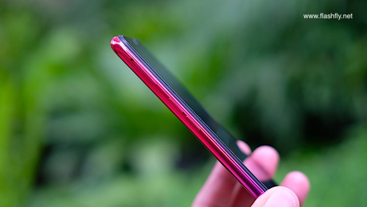 รีวิว OPPO F9 ฉบับจัดเต็ม ดีไซน์สุดงาม รองรับ VOOC Flash Charge ชาร์จ 5 นาทีคุยได้ 2 ชั่วโมง