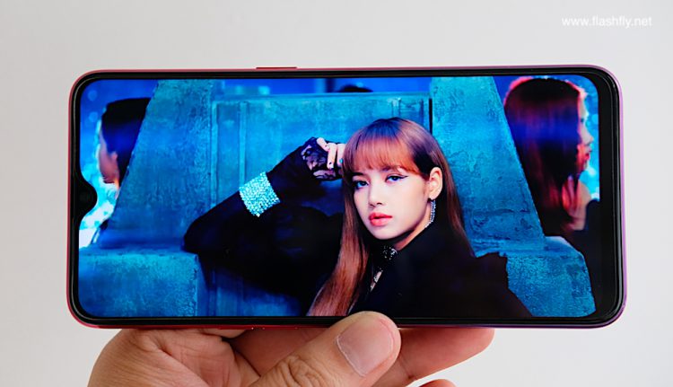 รีวิว OPPO F9 ฉบับจัดเต็ม ดีไซน์สุดงาม รองรับ VOOC Flash Charge ชาร์จ 5 นาทีคุยได้ 2 ชั่วโมง