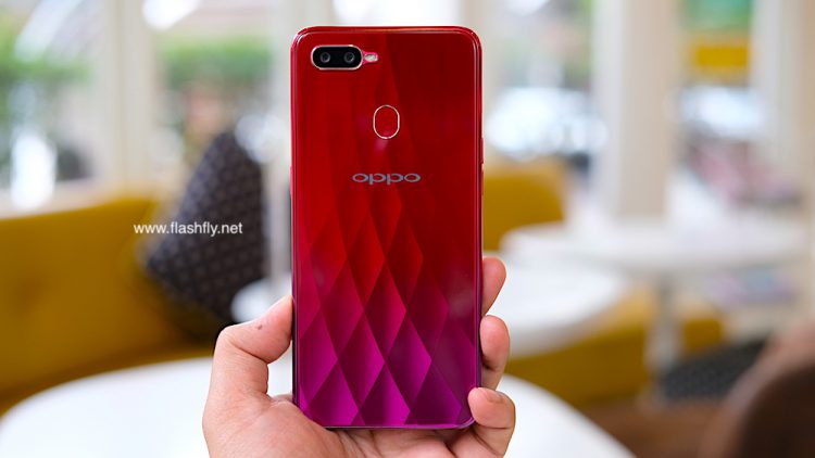 รีวิว OPPO F9 ฉบับจัดเต็ม ดีไซน์สุดงาม รองรับ VOOC Flash Charge ชาร์จ 5 นาทีคุยได้ 2 ชั่วโมง