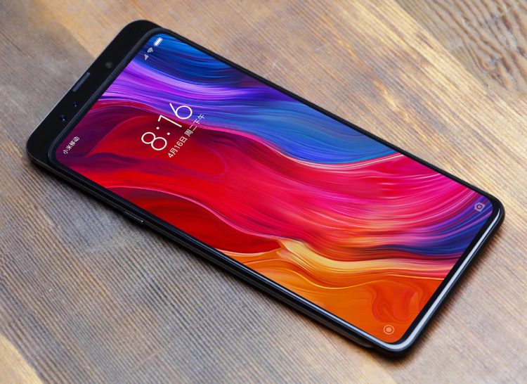 ไม่ต้องลือ!! ประธาน Xiaomi อวดโฉม Xiaomi Mi Mix 3 ด้วยตนเอง ใช้กล้องสไลด์ เปิดตัวตุลาคมนี้