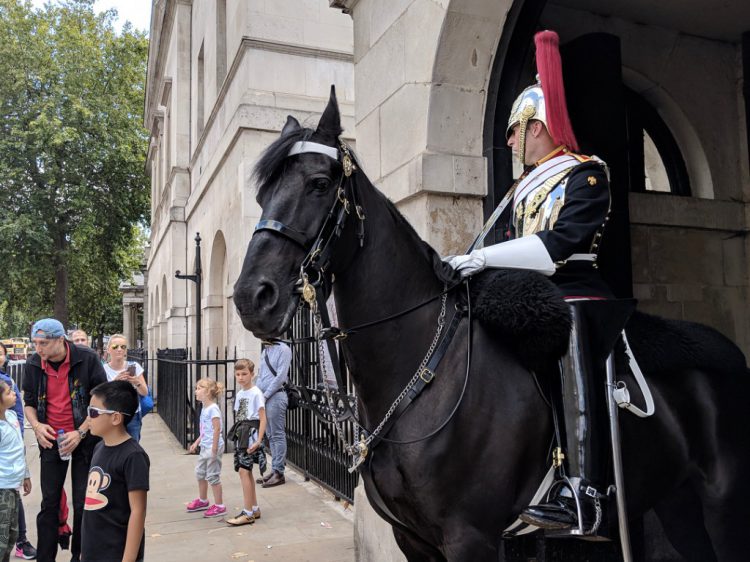 เผยภาพถ่ายจาก Google Pixel 3 XL คาดใช้กล้อง 12 ล้านพิกเซล