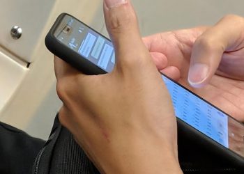 ภาพหลุดเครื่องจริง Google Pixel 3 XL ถูกจับภาพได้ในแคนาดา คาดจอใหญ่ถึง 6.7 นิ้ว