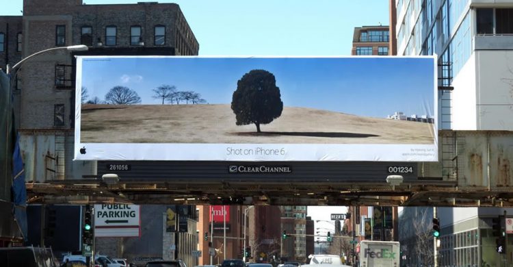 โป๊ะแตก!! เมื่อสมาร์ทโฟนแบรนด์ดังถูกจับได้ว่าใช้ภาพถ่ายจากกล้อง DSLR มาโปรโมทเป็นภาพถ่ายสมาร์ทโฟน