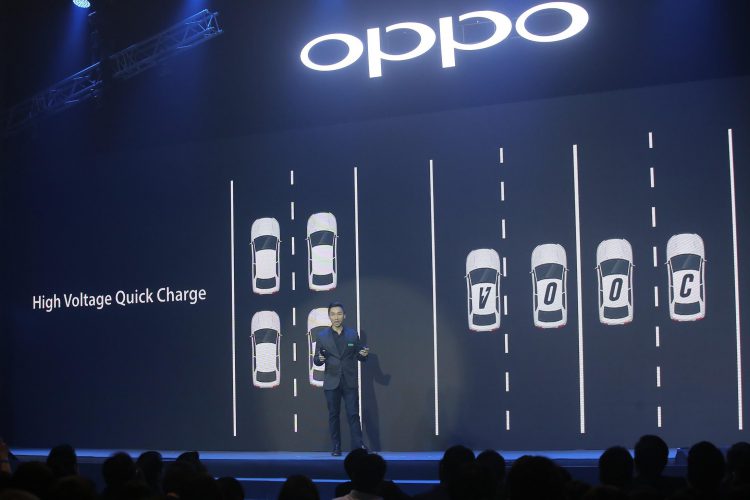 ออปโป้ เปิดตัว OPPO F9 สเปคจัดเต็ม ดีไซน์ปฏิวัติวงการ ในราคา 10,990 บาทชูจุดเด่น VOOC Flash Charge ชาร์จ 5 นาทีคุยได้ถึง 2 ชม. 6GB RAM 