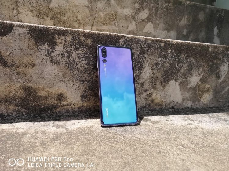 HUAWEI P20 Pro คว้ารางวัลใหญ่ “สมาร์ทโฟนที่ดีที่สุดแห่งปี”  จาก EISA Awards 2018-2019