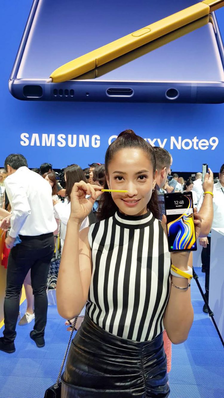 โปรโมชั่น Samsung Galaxy Note 9 จาก AIS ลดค่าเครื่องสูงสุด 13,000 บาท เหลือเพียง 20,900 บาท รายละเอียดที่นี่