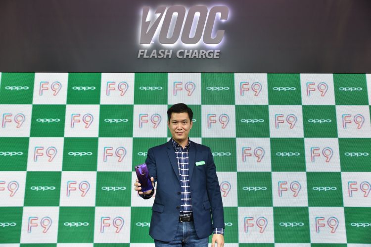 วางจำหน่ายในไทยแล้ว!! OPPO F9 Starry Purple สมาร์ทโฟนรุ่นสุดฮอต ชาร์จแค่ 5 นาทีคุยได้นาน 2 ชั่วโมงสีใหม่ล่าสุด