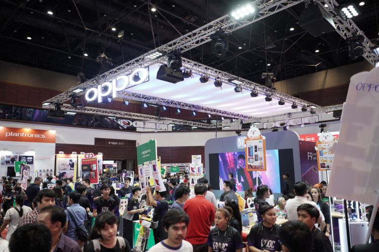 ฮิตถล่มทลาย!! OPPO F9 Starry Purple วางขายวันแรก ทำยอดขายสูงสุดเป็นอันดับ 1 ภายในงาน Thailand Mobile Expo 2018 